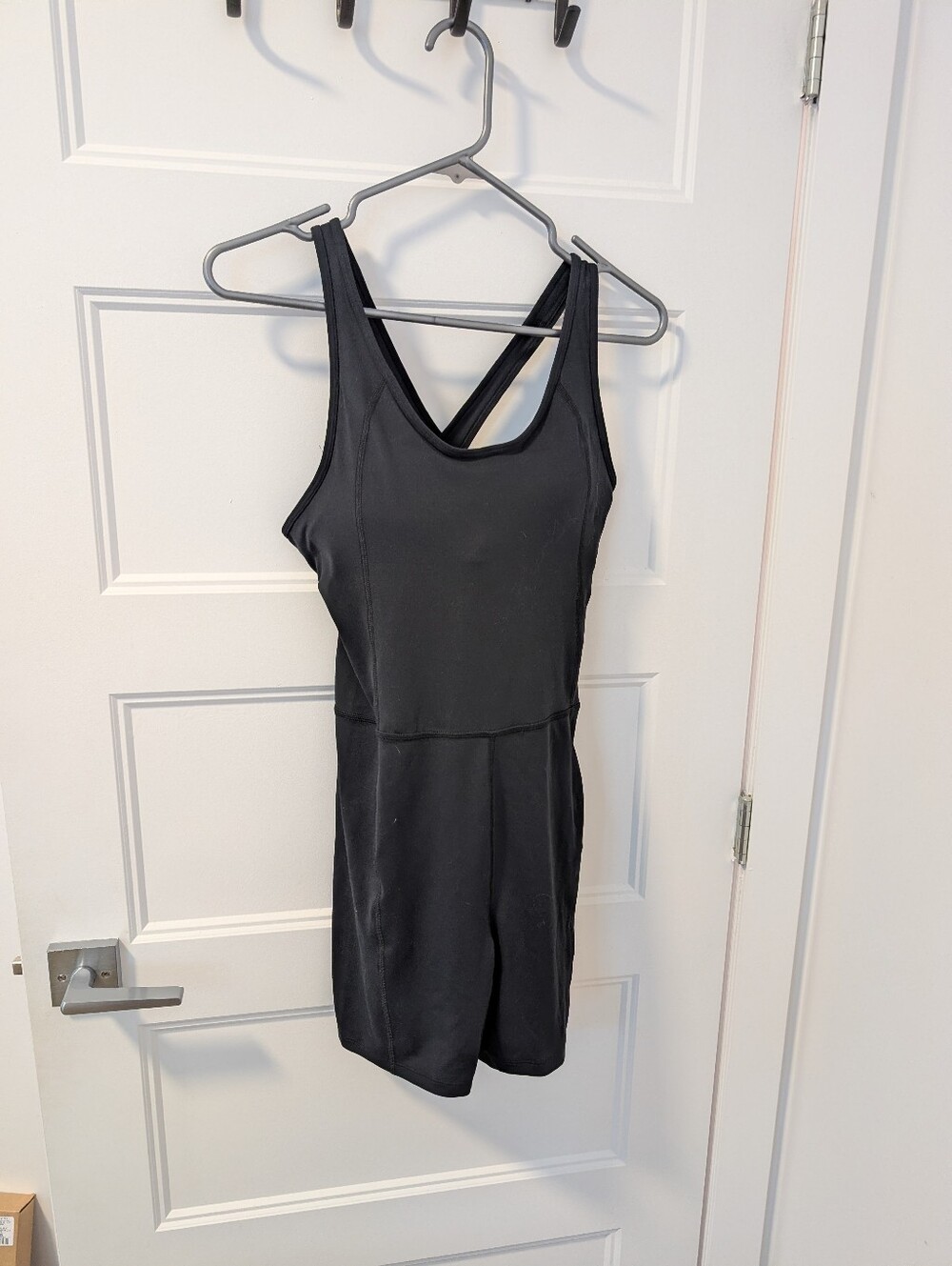 Under Armour/Black Romper Sz M - Picture 3 of 8